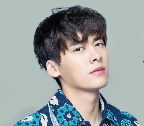 读心吃瓜系统双男主娱乐圈,娱乐圈双男主的甜蜜瓜田之旅